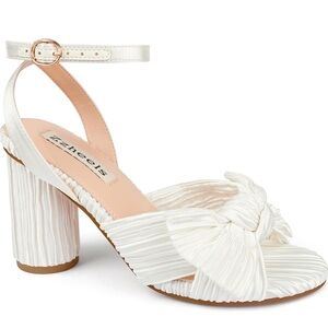 Chic White Pleated Heels by [Brand]